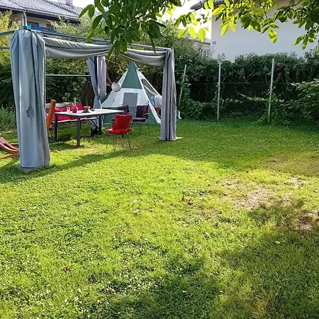Luksuzni šator Tent Boby In Shared Lot And Shared Bathroom Mrse